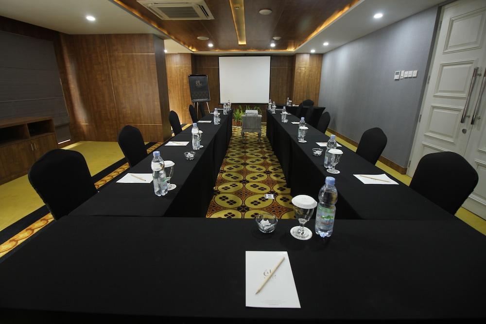 El Hotel Yogyakarta Malioboro Eksteriør bilde