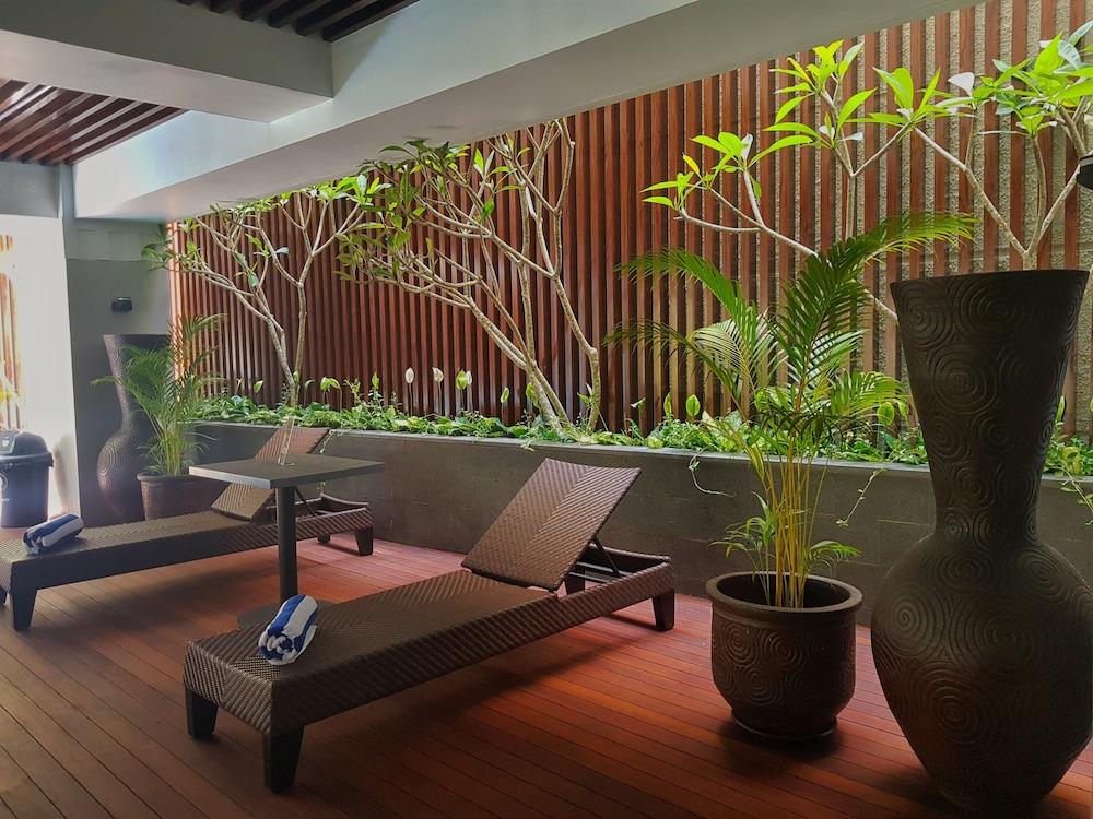 El Hotel Yogyakarta Malioboro Eksteriør bilde